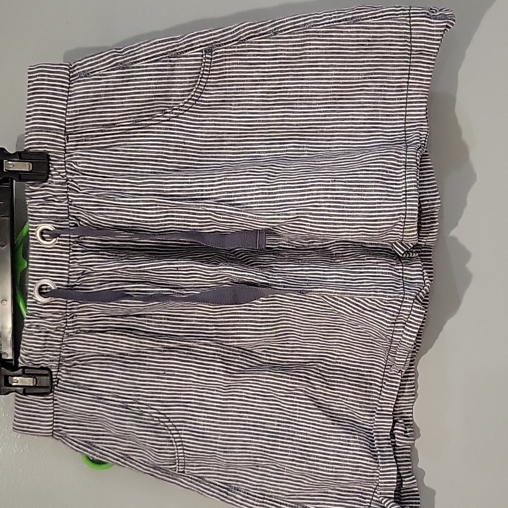 J. Crew 100 % Linen skirt  sz 0